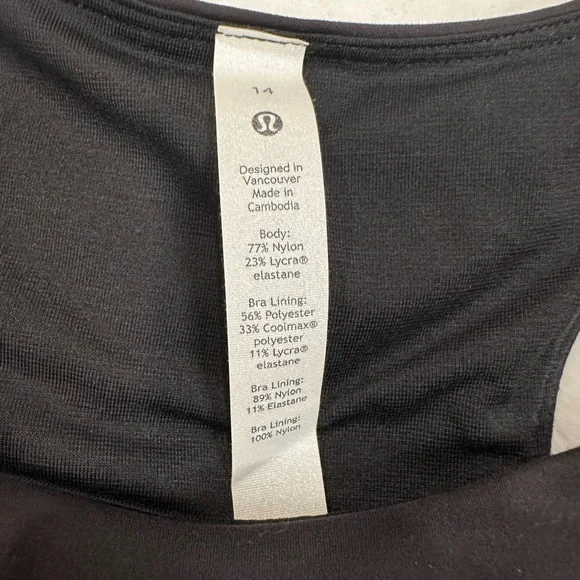 Lululemon Women's Black Sports Bra tank top - Picture 3 of 4